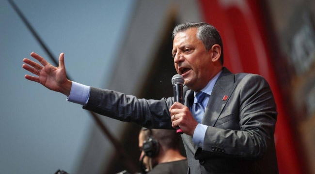 ÖZEL HERKESİ ESENYURT BELEDİYE ÖNÜNE DAVET ETTİ