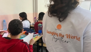 AIESEC İzmir ve Genç İzmir Dünya'nın En Büyük Dersi için Oryantasyon Eğitimi Düzenledi