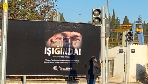Buca'da Atatürk afişlerine çirkin saldırı