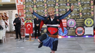 25.YIL ONUR ÖDÜLLERİ PROGRAMINA ZEYBEK OYUNU FARK YARATTI