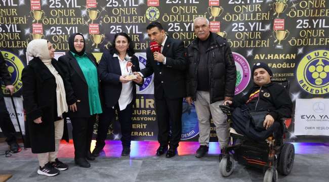 AYŞEGÜL BAYRAK 25. YIL ONUR ÖDÜLLERİ PROGRAMINA KATILDI