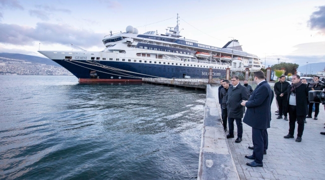 Başkan Tugay Kordon'daki çalışmaları inceledi "Kordon daha güvenli, yeşil ve konforlu olacak"