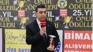CÜNEYT KÖKTENTÜRK 25. YIL ONUR ÖDÜLLERİ PROGRAMINA KATILDI