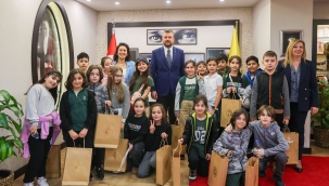 Başkan Görkem Duman, Bucalı çocukları makamında ağırladı