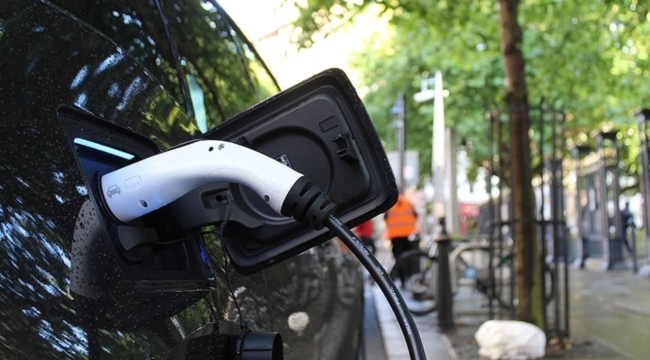 Elektrikli araçlar için yüksek hızlı şarj istasyonu artırılacak