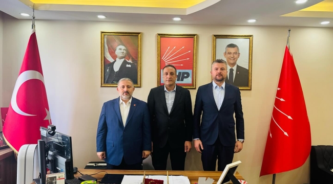 EŞREF ÇAKIR GÜN BİRLİK ZAMANI DEYİP PARTİSİNE GERİ DÖNDÜ