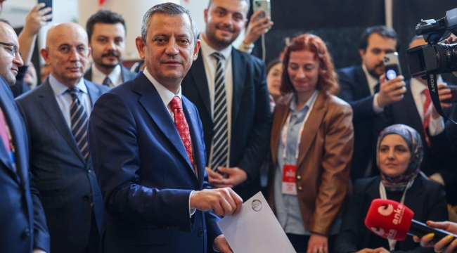 CHP Kurultayında Özgür Özel'in 'anahtar listesi' seçildi