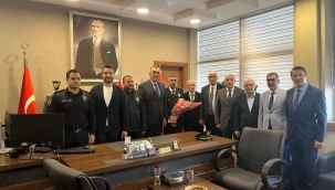 KAYMAKAM MAHMUT NEDİM TUNÇER'DEN POLİS HAFTASI KUTLAMASI