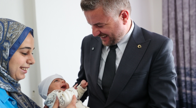  Buca'nın miniklerine "Merhaba Bebek" paketi