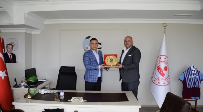 Ege Bölgesi İş İnsanları Federasyonu Narlıdere Kaymakamlığına ziyaret