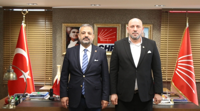 Ege Bölgesi İş İnsanları Federasyonu'ndan CHP İzmir İl Başkanlığı'na Ziyaret
