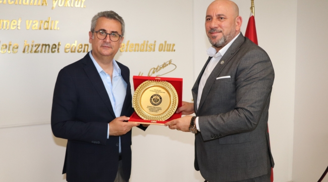 EGE BÖLGESİ İŞ İNSANLARI FEDERASYONUNDAN KARABAĞLAR KAYMAKAMLIĞINA ZİYARET