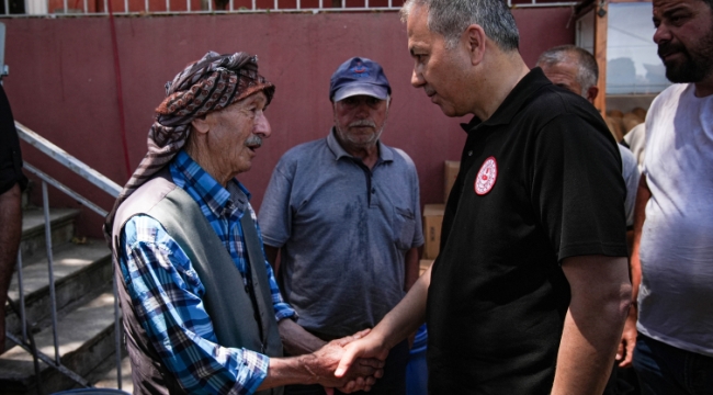 Bakan Yerlikaya: İzmir'de zararı olanlara 16 milyon 898 bin lira destek ödemesi yapıldı