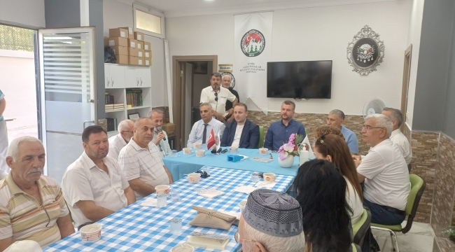 İZMİR SARIKAMIŞLILAR KÜLTÜR VE DAYANIŞMA DERNEĞİ AŞURE BEREKET SOFRASINDA BULUŞTURDU