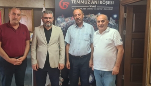 Arif Güneyli'den Ak Parti Sivas İl Başkanlığı'na Ziyaret