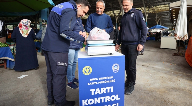 Buca'nın pazar yerlerinde tartı kontrol noktaları kuruluyor