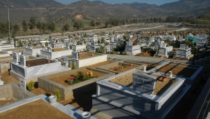 İzmir’de mezarlıklar doldu Büyükşehir 70 futbol sahası büyüklüğünde alan açtı