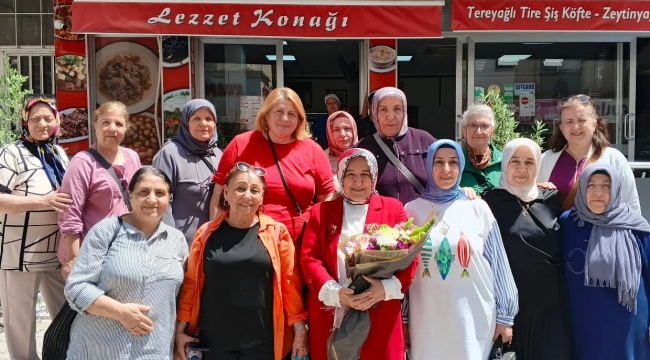 ZÜLFİYE ÖLMEZ KULA'YA VEFA VE SEVGİ DOLU ANNELER GÜNÜ JESTİ