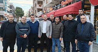 BAŞKAN CİHANGİR SAĞIR’A MENDERES CADDESİ’NDE YOĞUN İLGİ